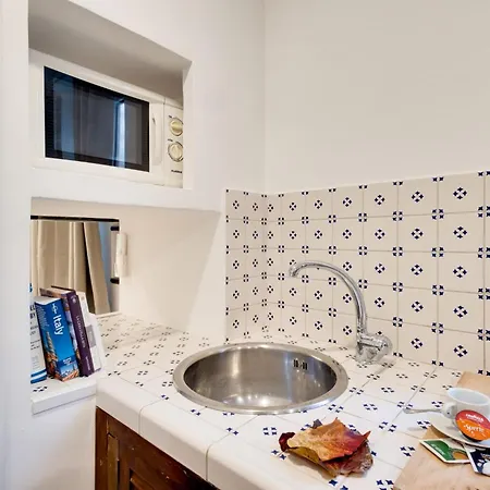 Clavdia Mini Flat * רומא