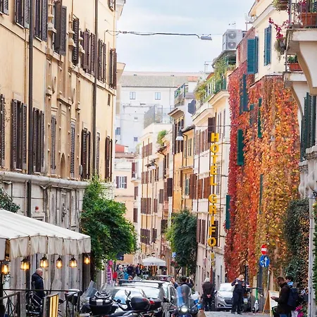 Clavdia Mini Flat בית הארחה רומא